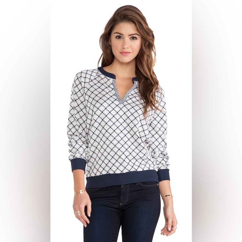 MARC by Marc Jacobs women's navy and white Andrea Jacquard long sleeve sweater S